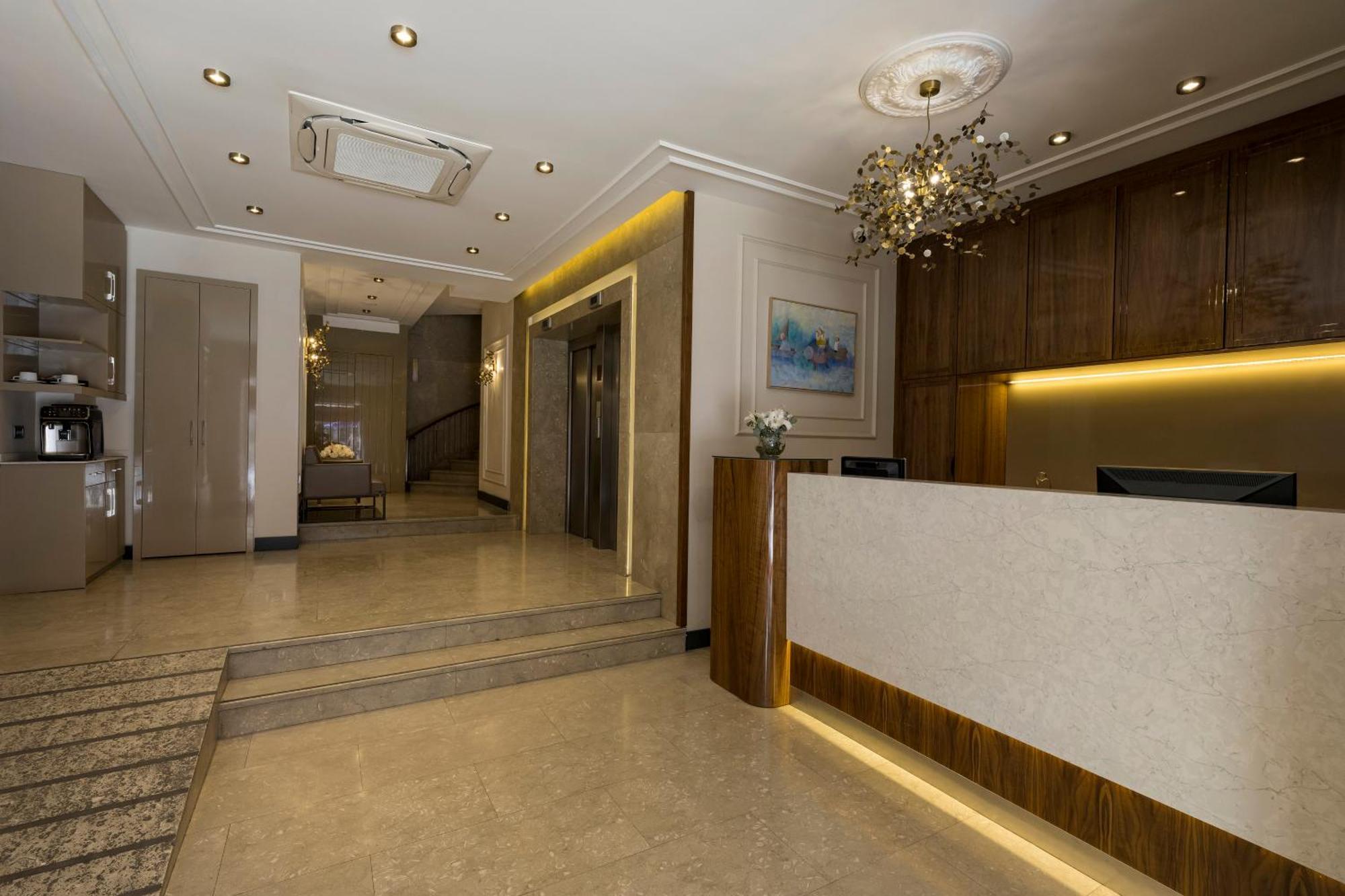 Continental Hotel Pera Истанбул Екстериор снимка